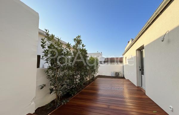 Maison entièrement rénovée - Grand sous-sol - Centre-ville