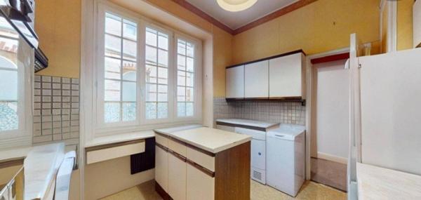 Grand Appartement Secteur TRIANGLE D'OR;