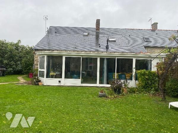 Une maison avec jardin