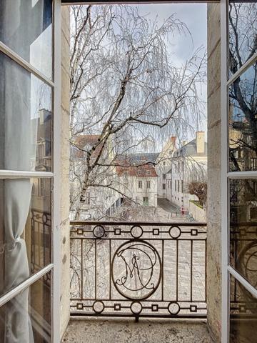 Appartement à vendre 7 pièces DIJON (21)