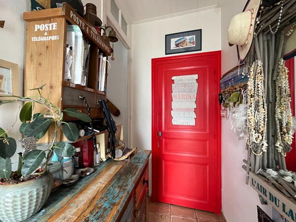 Maison de Bourg Saint-Denis d'Oléron - 6 pièces - SH 160 m²