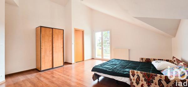 Maison traditionnelle 5 pièces de 150 m² à Saint-Genis-Pouilly (01630)