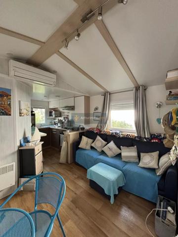 Vente                                                      Terrain
                        
                                         200 m2                     à Fréjus
