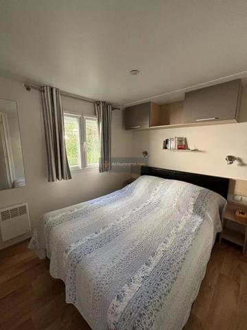 Vente                                                      Terrain
                        
                                         200 m2                     à Fréjus