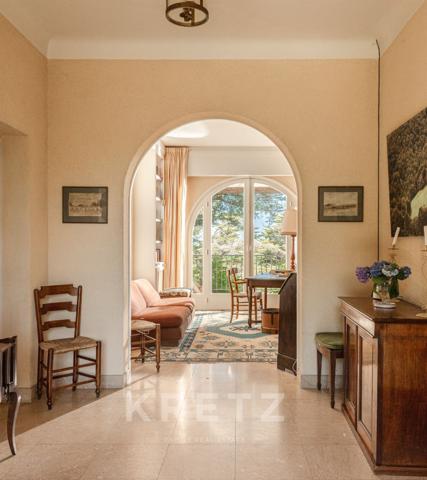 Socoa, Une vue à couper le souffle, un potentiel rare : cette villa face à l’océan n’attend que sa r