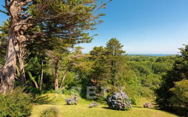 Socoa, Une vue à couper le souffle, un potentiel rare : cette villa face à l’océan n’attend que sa r
