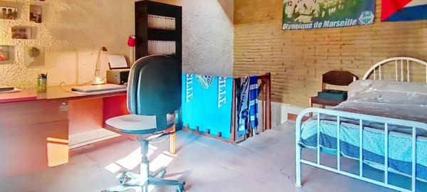 Cœur du village, calme, jardin, terrasse, garages