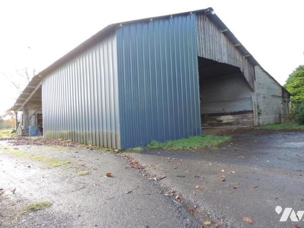 ANCIEN CORPS DE FERME A PLOUARET