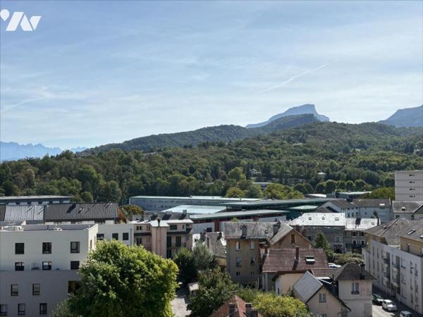 CHAMBERY - T4 en Duplex avec 2 garages