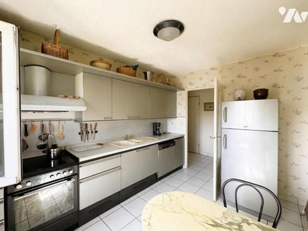 CHAMBERY - T4 en Duplex avec 2 garages