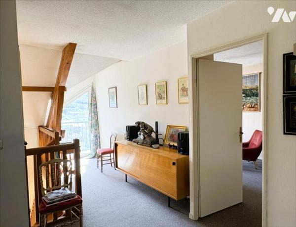 CHAMBERY - T4 en Duplex avec 2 garages