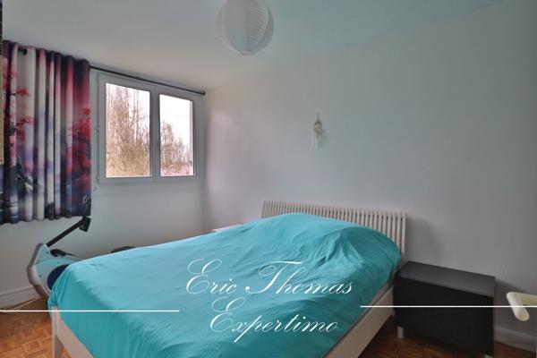 Athis-Mons (91200) F3 57m² situé au deuxième étage.