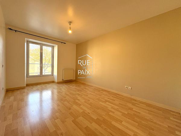 86190 VOUILLE Maison Vouille 3 pièce(s) 74.23 m2