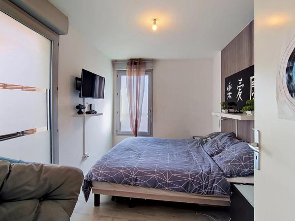 Location                                                      Appartement
                        
                     4 pièces                      72 m2                     à Bonneuil-sur-Marne