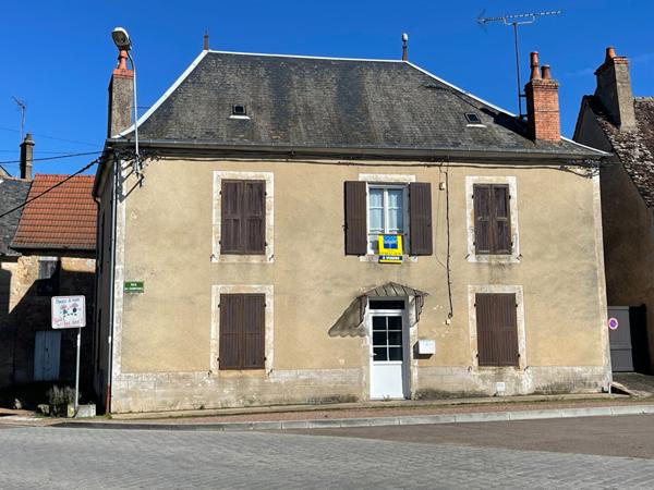 Achat maison Saint-Saulge - 6 pièce(s) - 139 m² - 96 000 €