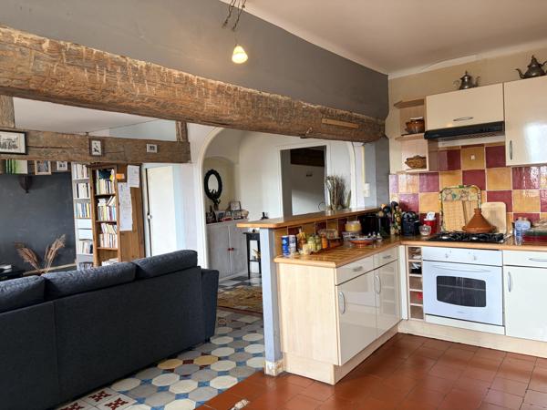 Emplacement privilégié – Appartement calme au dernier étage, au cœur du centre historique