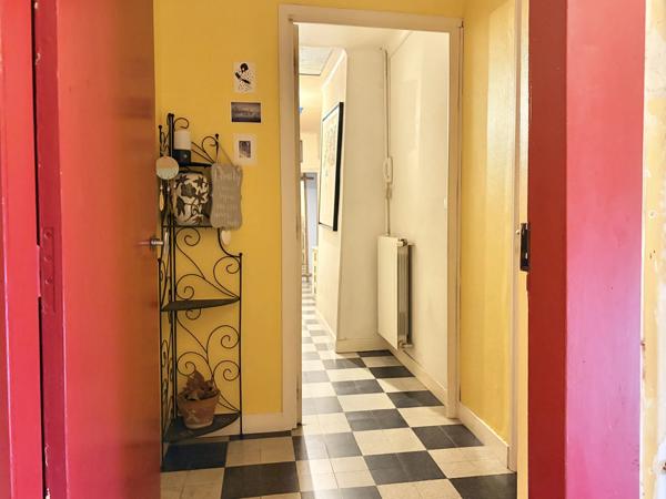 Emplacement privilégié – Appartement calme au dernier étage, au cœur du centre historique