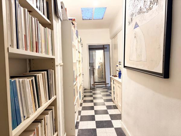 Emplacement privilégié – Appartement calme au dernier étage, au cœur du centre historique