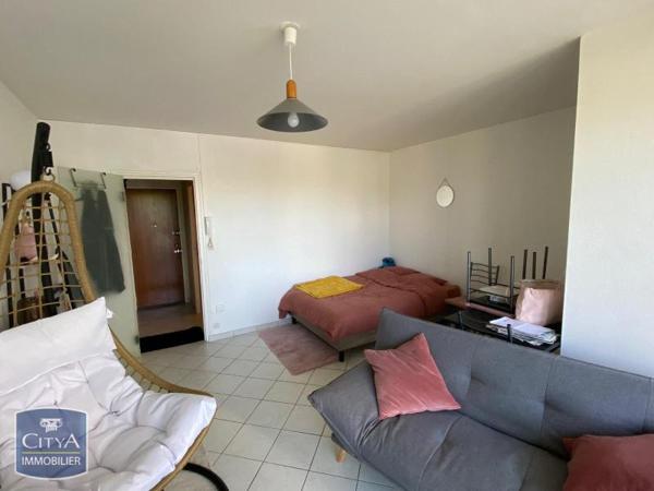 Appartement à louer 1 pièce 31m²