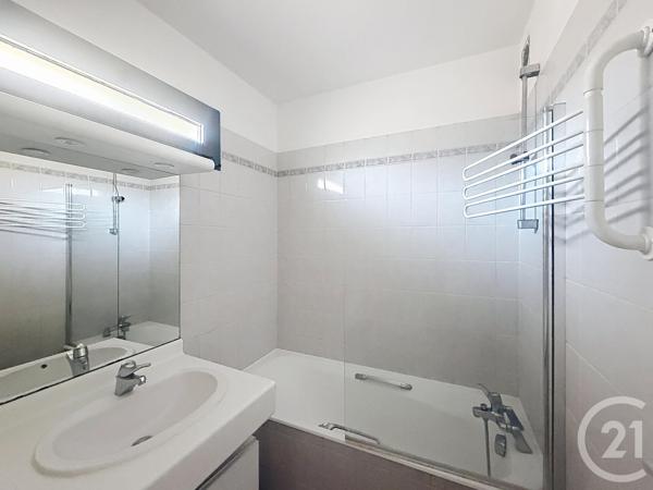 Appartement F3 à vendre  3 pièces - 72,46 m 2   PARIS  - 75014