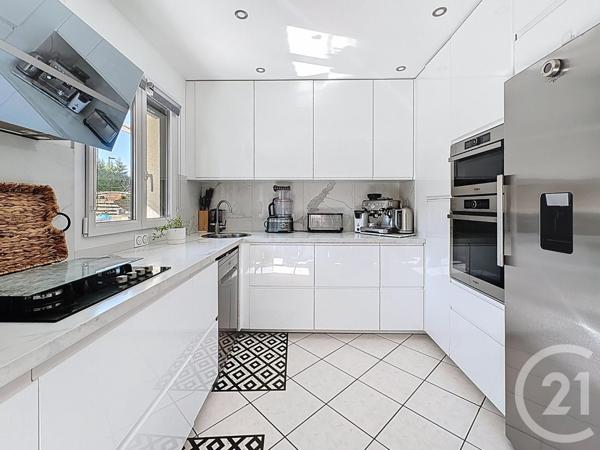 Maison à vendre  6 pièces - 102,22 m2 SAVIGNY LE TEMPLE - 77