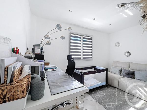 Maison à vendre  6 pièces - 102,22 m2 SAVIGNY LE TEMPLE - 77