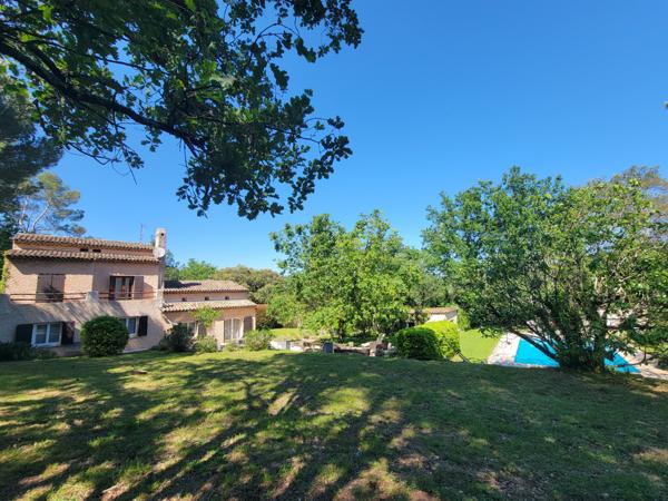 Valbonne (06560) VALBONNE - EXCLUSIVITE – Belle propriété au calme avec beau potentiel