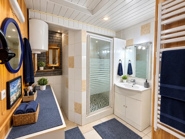 Maison
         2 pièces
        - 73 m² Exclusivité 47 000 €*