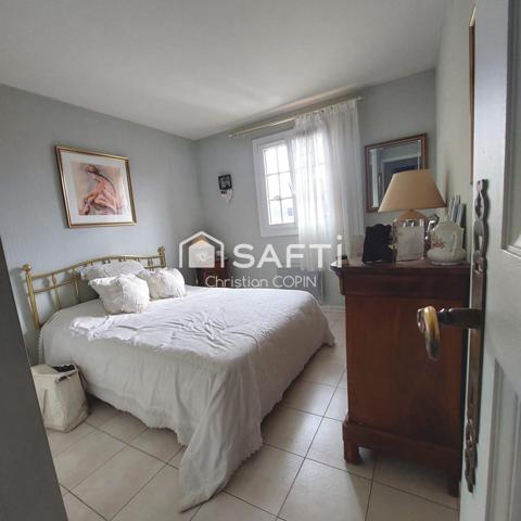 APPARTEMENT DUPLEX T4+TERRASSE+GARAGE+PISCINE