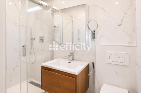 Appartement
         5 pièces
        - 105 m² Bien prestige 1 295 000 € *