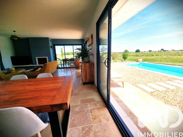 Maison à vendre 7 pièces 198 m² Saint-Laurent-des-Vignes