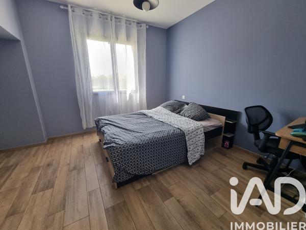 Maison à vendre 7 pièces 198 m² Saint-Laurent-des-Vignes