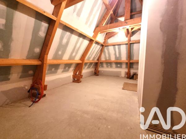 Maison à vendre 7 pièces 198 m² Saint-Laurent-des-Vignes
