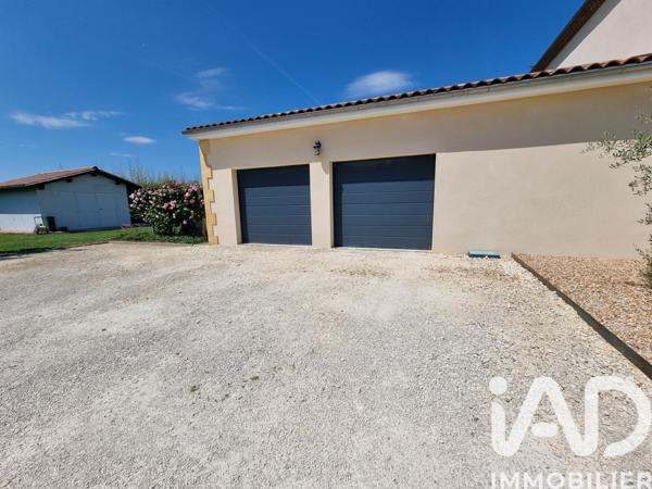 Maison à vendre 7 pièces 198 m² Saint-Laurent-des-Vignes