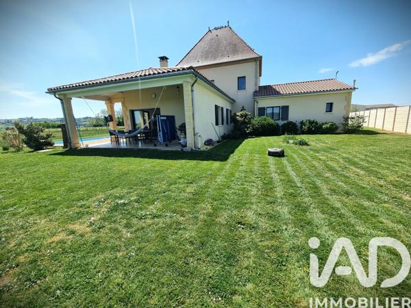 Maison à vendre 7 pièces 198 m² Saint-Laurent-des-Vignes