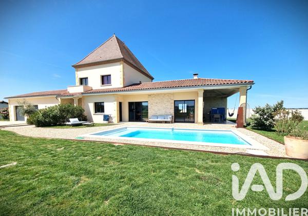 Maison à vendre 7 pièces 198 m² Saint-Laurent-des-Vignes