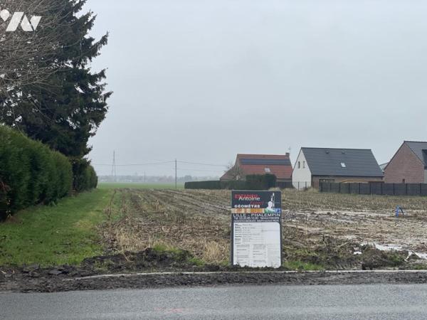 A VENDRE 2 TERRAINS A BATIR 