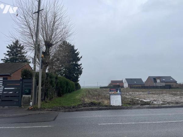 A VENDRE 2 TERRAINS A BATIR 