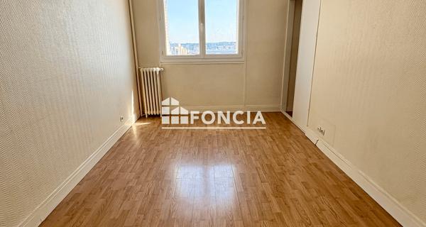 À vendre Appartement 2 pièces 42.05 m² - Courbevoie 92400