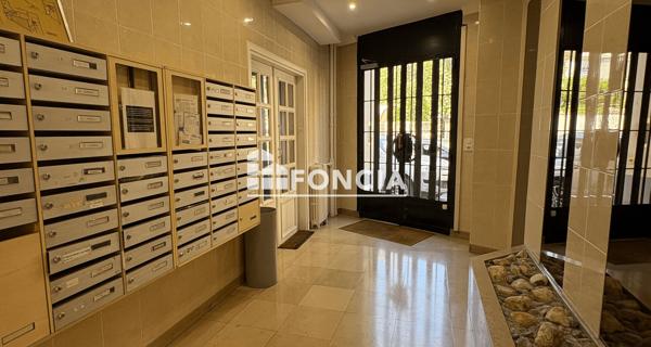 À vendre Appartement 2 pièces 42.05 m² - Courbevoie 92400
