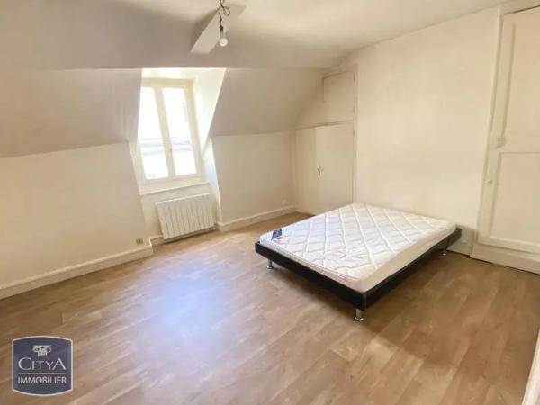 Appartement à louer 1 pièce 28m² Blois (41000)