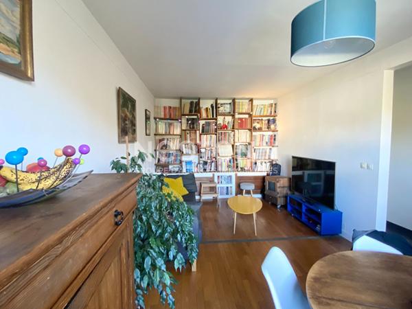 Maison conviviale dans le secteur très recherché de Gommonvilliers- Proche commerces de Place de la Ferme - Proche écoles et collège -Proche axes routiers et Plateau de Saclay