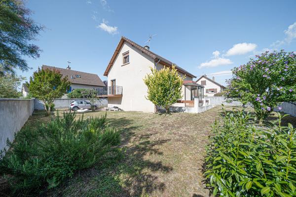 Maison à Châtenoy Le Royal de 113 m2