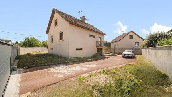 Maison à Châtenoy Le Royal de 113 m2