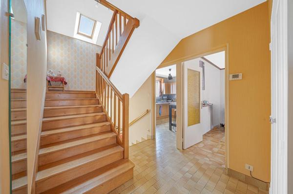 Maison à Châtenoy Le Royal de 113 m2