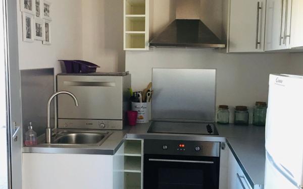 Appartement à louer    2 pièces • 38 m2 Marseille 8