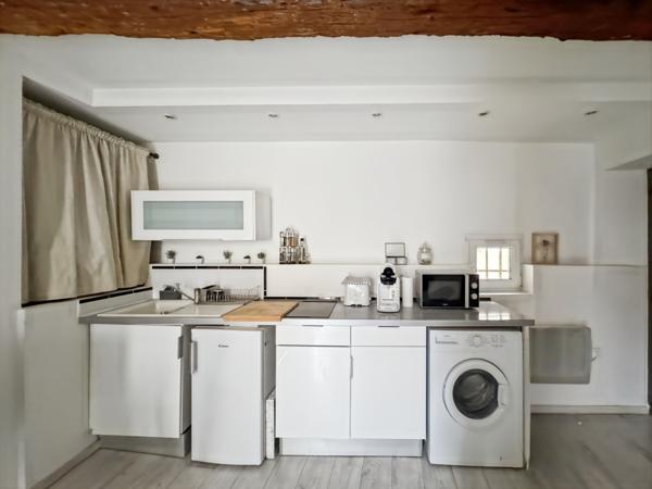 Aix-en-Provence (13100) STUDIO AU CALME EN PLEIN COEUR HISTORIQUE