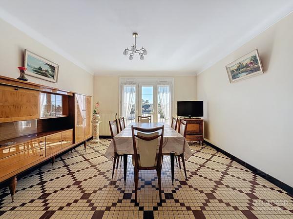 Commerces et Mer à Pied