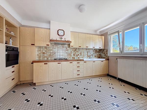 Commerces et Mer à Pied