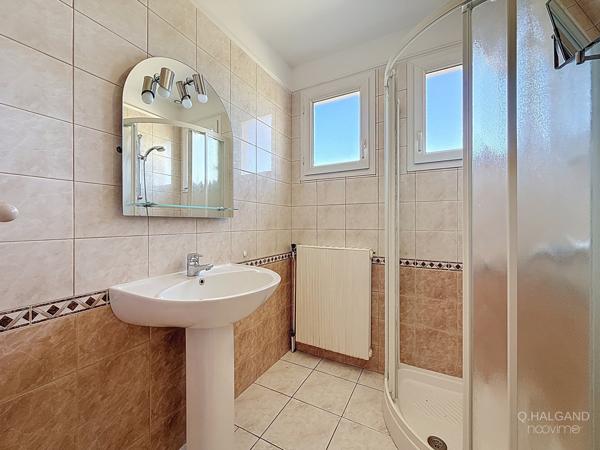 Commerces et Mer à Pied